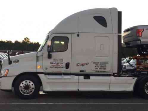 2010 Freightliner Cascadia 125