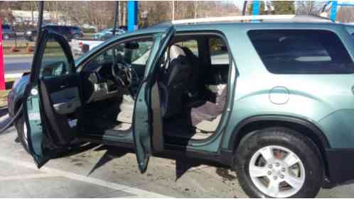 GMC Acadia SLE Sport Utility 4-Door (2010)