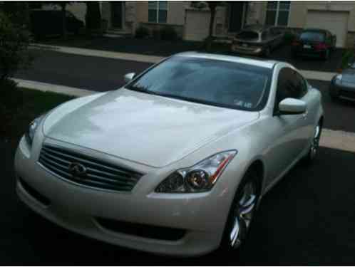 2010 Infiniti G37 COUPE