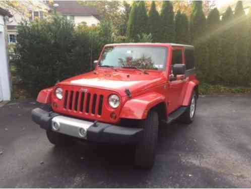 Jeep Wrangler Sahara (2010)