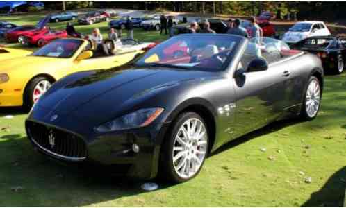 2010 Maserati Gran Turismo Two Tone interior