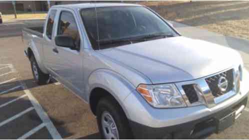 Nissan Frontier XE (2010)