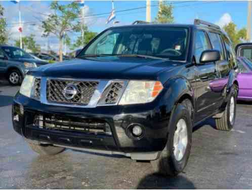 Nissan Pathfinder S FE+ 4x2 4dr SUV (2010)