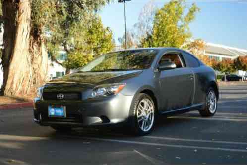 Scion tC 2dr Hatchback Auto (2010)