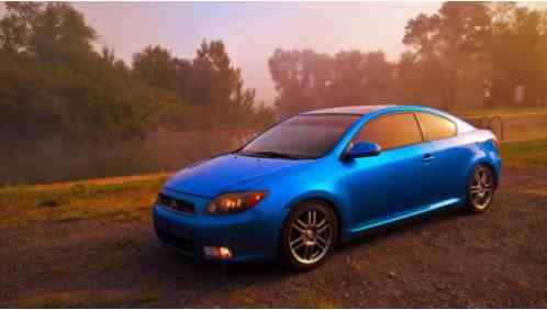 Scion tC Base Coupe 2-Door (2010)