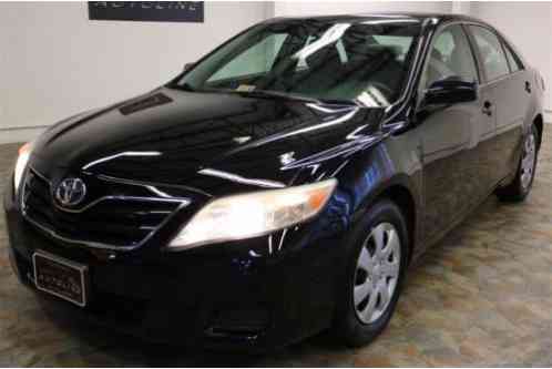 Toyota Camry -- (2010)