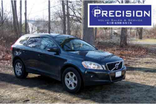 Volvo XC60 Base Sport Utility (2010)