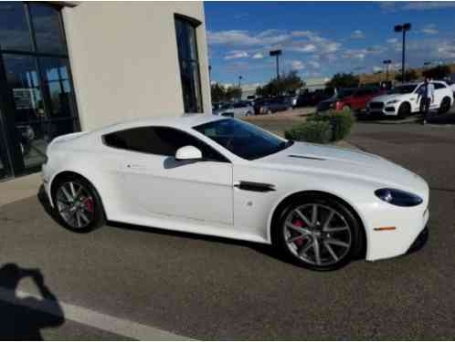 Aston Martin Vantage S (2011)