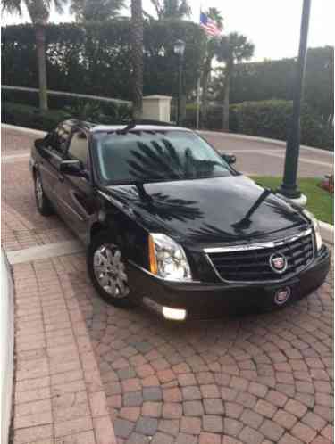 2011 Cadillac DTS Premium