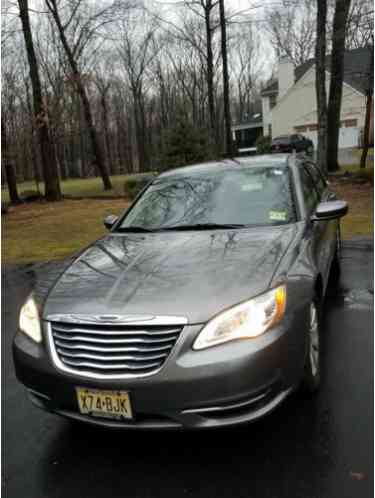 Chrysler 200 Series Touring (2011)