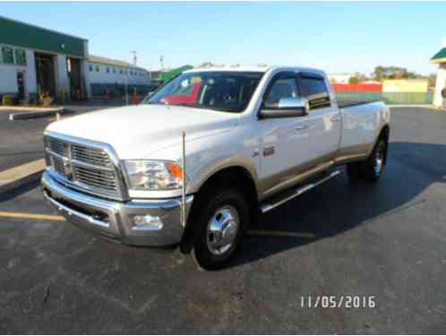 Dodge Ram 3500 4 DOOR (2011)