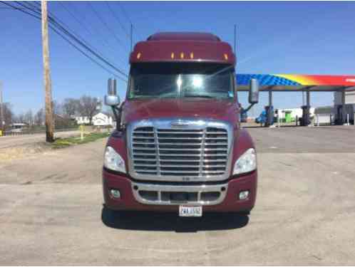 FREIGHTLINER CASCADIA 125 (2011)