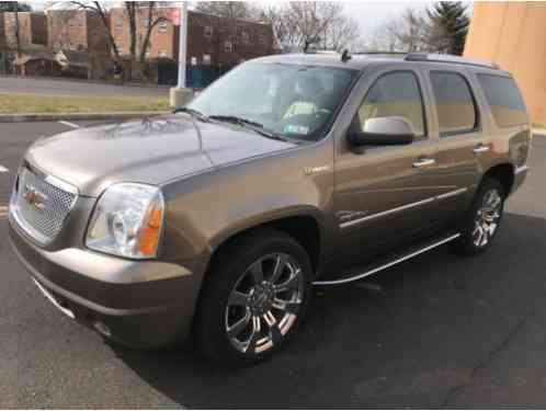 GMC Yukon Denali Hybrid Sport (2011)