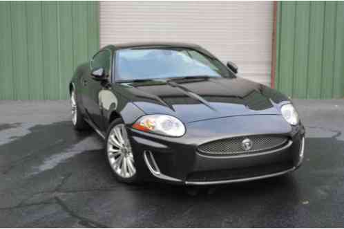 Jaguar XK Base Coupe 2-Door (2011)