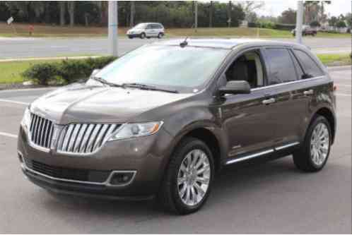 Lincoln MKX -- (2011)