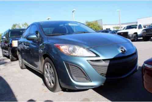 2011 Mazda Mazda3 i