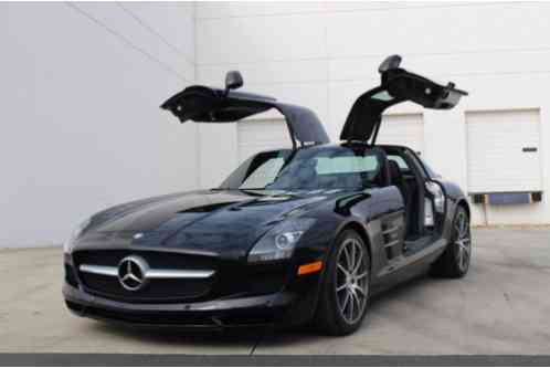 Mercedes-Benz SLS AMG 2dr Coupe SLS (2011)