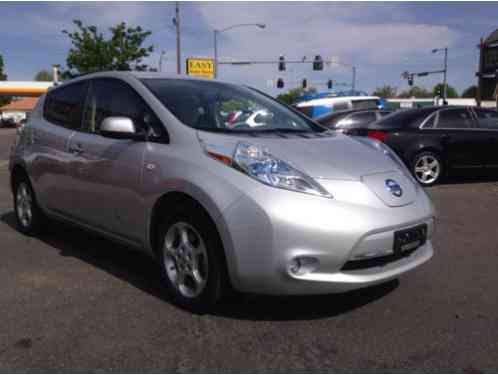 Nissan Leaf SL (2011)