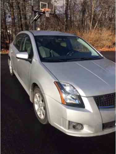 2011 Nissan Sentra 4dr Sedan I4 CVT 2. 0 SR