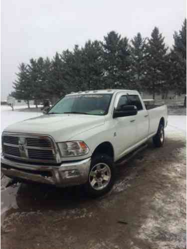 Ram 2500 SLT Extended Crew Cab (2011)