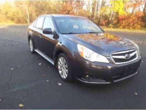 Subaru Legacy Limited (2011)