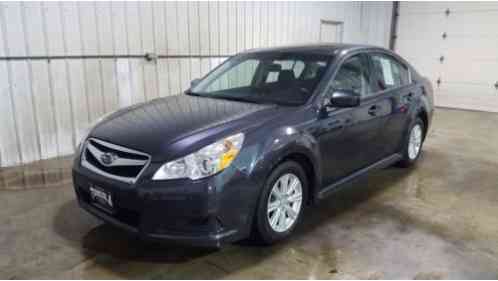 Subaru Legacy Premium (2011)