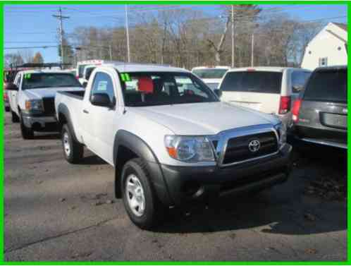 Toyota Tacoma Base Standard Cab (2011)