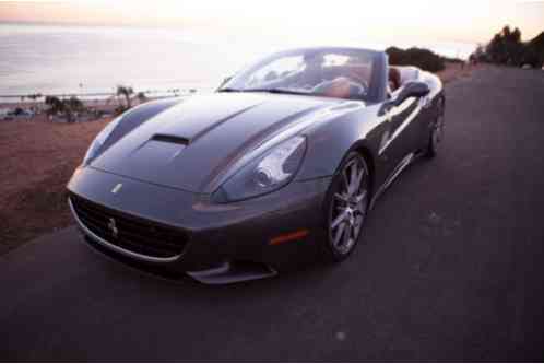 Ferrari California Base Convertible (2012)