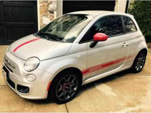 Fiat 500 Sport Hatchback 2-Door (2012)