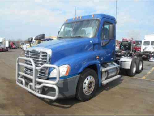 Freightliner CA125 (2012)