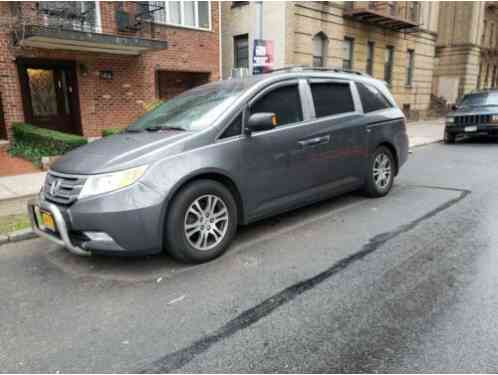 Honda Odyssey EX-L Mini Passenger (2012)