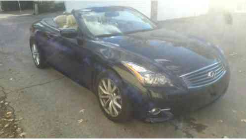 2012 Infiniti G37 Premier Convertible 2-Door