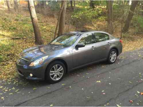 Infiniti G37 X Sedan 4-Door (2012)