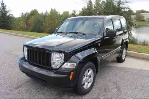 Jeep Liberty -- (2012)