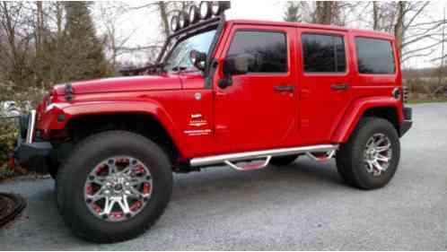 Jeep Wrangler Unlimited Sahara (2012)