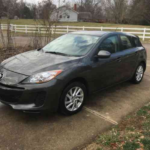 2012 Mazda Mazda3 5-Door Touring Skyactiv