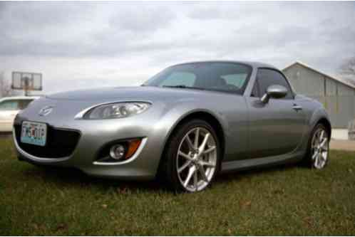 Mazda MX-5 Miata Grand Touring (2012)