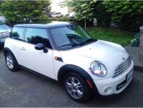 2012 Mini Cooper Base Model