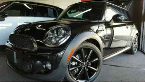 Mini Cooper Coupe S Coupe 2-Door (2012)