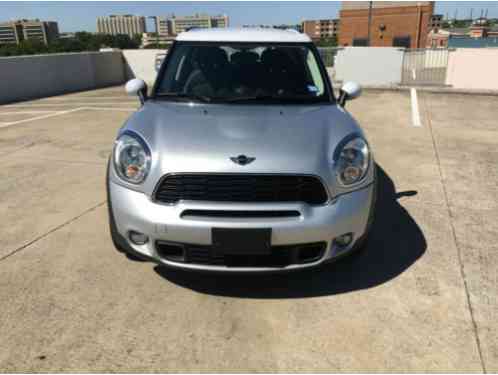 2012 Mini Countryman Cooper S, turbocharged, Bluetooth, Silver/White Roof