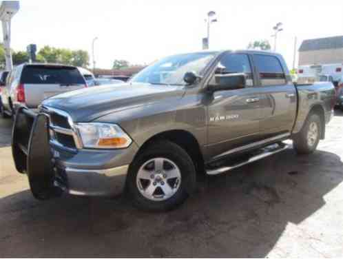 Ram 1500 SLT Crew Cab 4WD (2012)