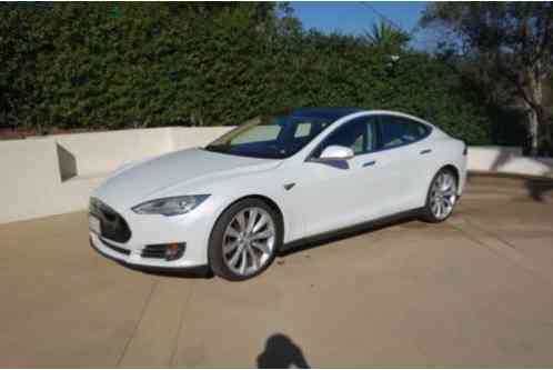 Tesla Model S Performance P85 (2012)