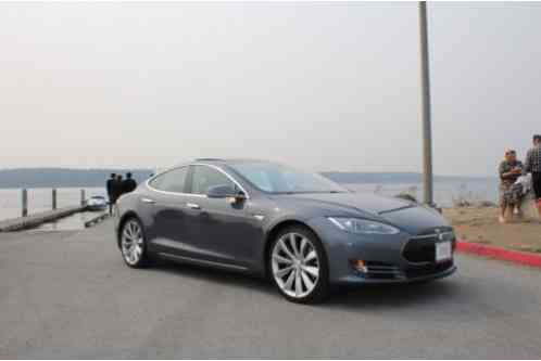 2012 Tesla Model S