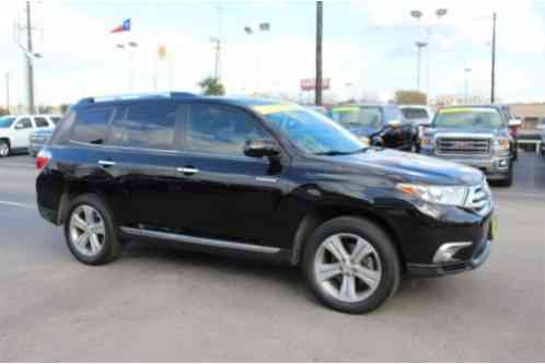 Toyota Highlander Limited (2012)