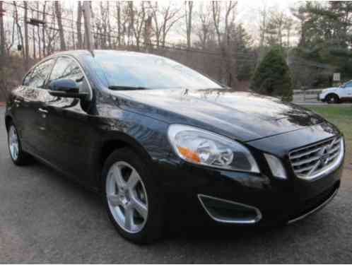 2012 Volvo S60 T5 Sedan 4-Door