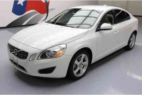 Volvo S60 T5 Sedan 4-Door (2012)