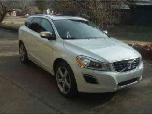 2012 Volvo XC60 T6 R-Design Sport Utility 4-Door