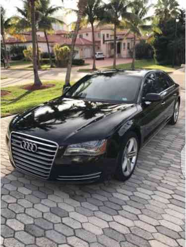 Audi A8 3. 0L Quattro/ Navigation/ (2013)