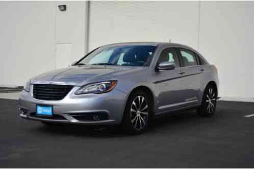 Chrysler 200 Series 4dr Sedan (2013)