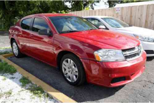 2013 Dodge Avenger 4dr Sedan SE